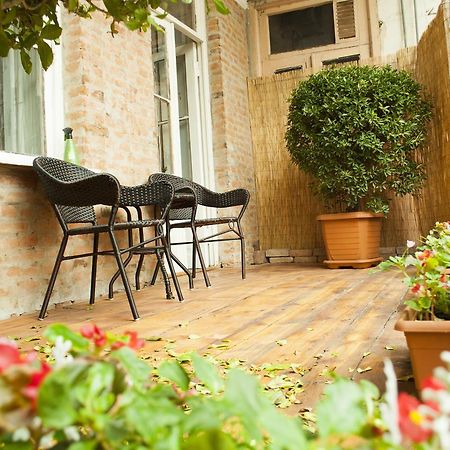 Cocosha Hotel Tbilisi Buitenkant foto